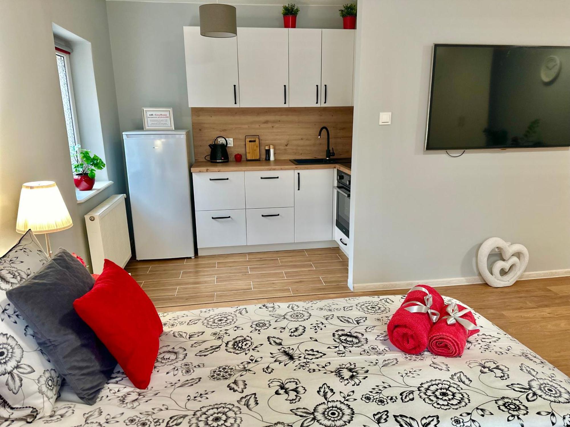 Grey House Hostel Вроцлав Екстериор снимка